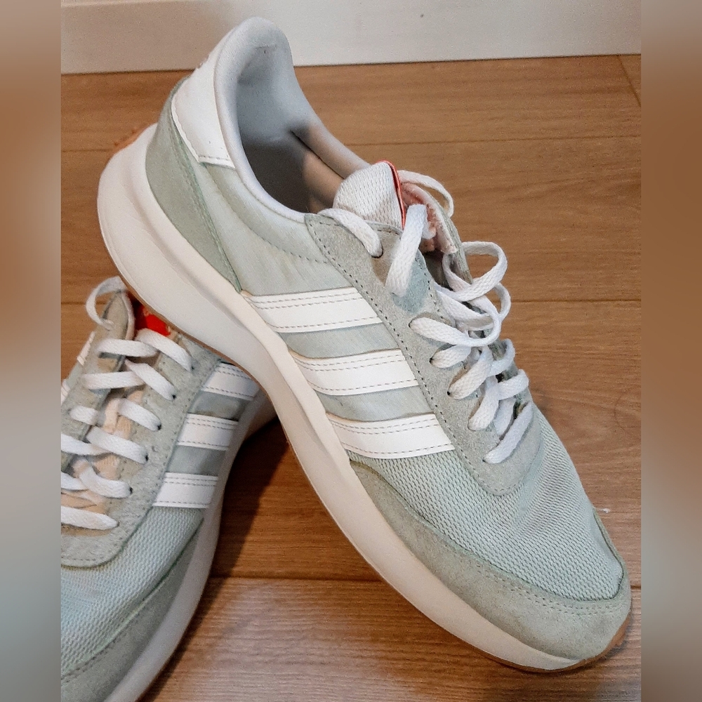 Adidas Mint Green Womens Sneakers Size 8.5